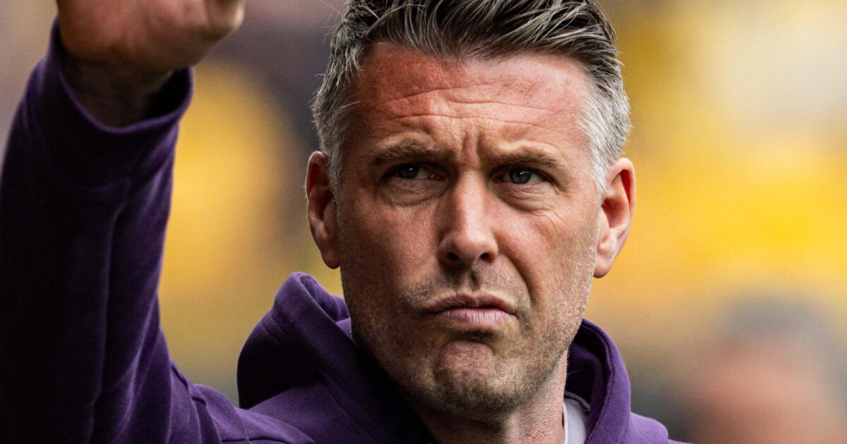 'Angry and betrayed' Wolves star considering 'ripping up contract' over shock Rob Edwards sacking