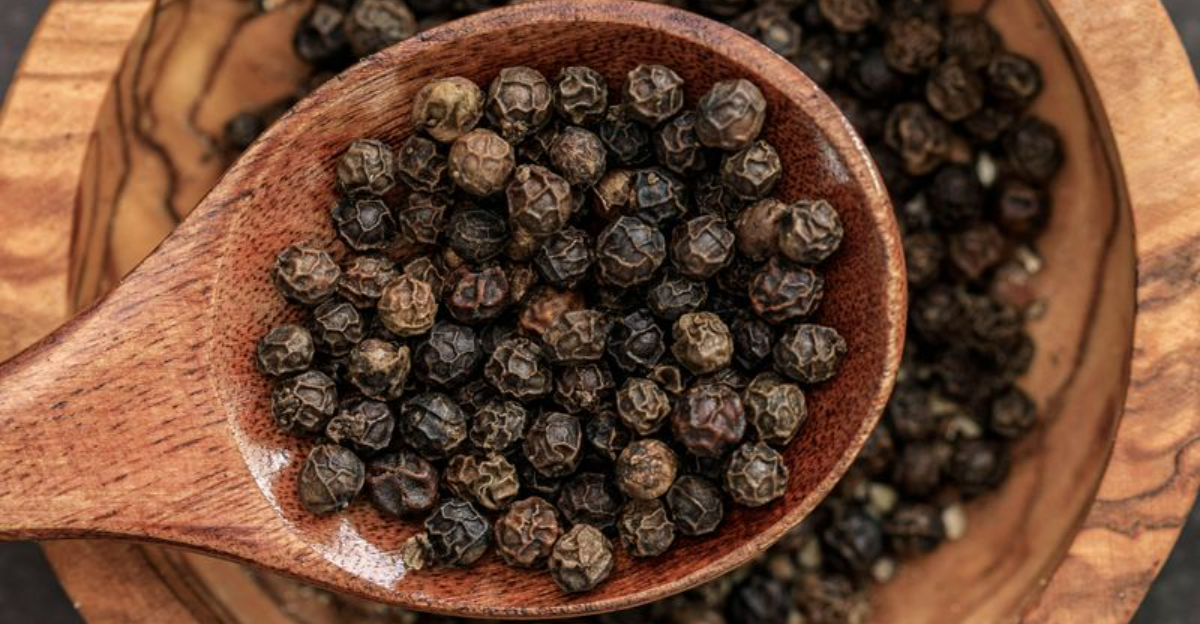23 kitchen staples that still make home cooking feel effortless