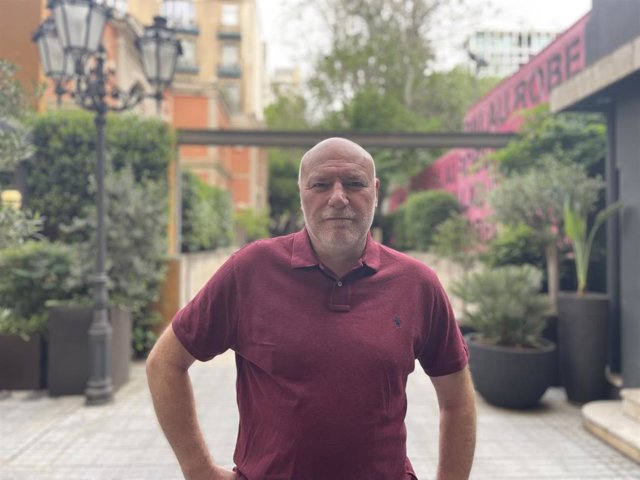 El escritor Alan Parks inicia nueva trilogía en el «Glasgow clandestino ...