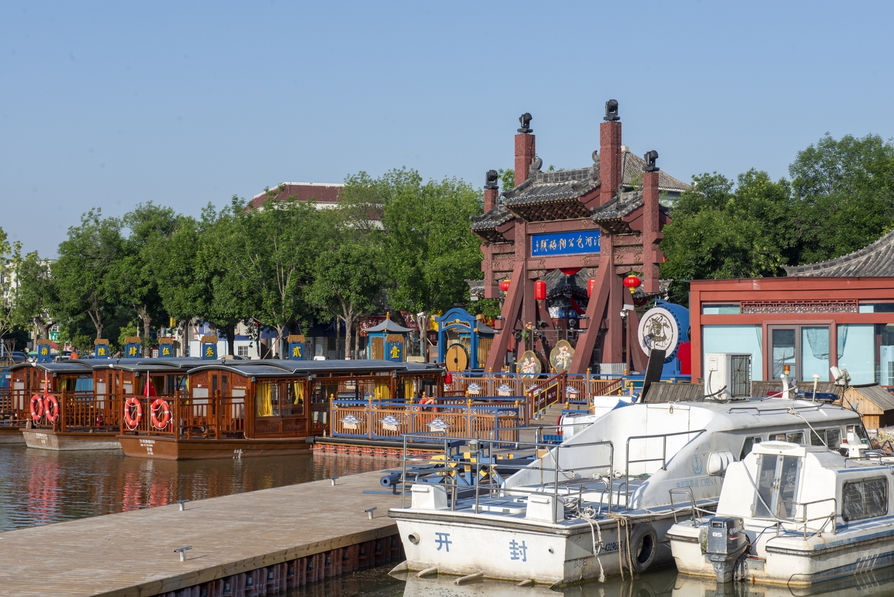 河南开封包公湖自然风景城市风光
