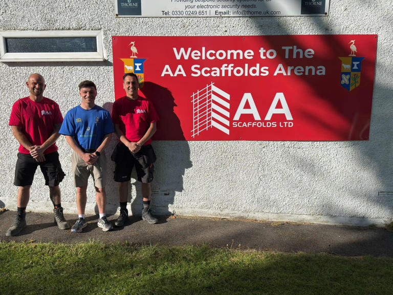 Burnley-based AA Scaffolds Ltd signs sponsorship deal with Padiham ...