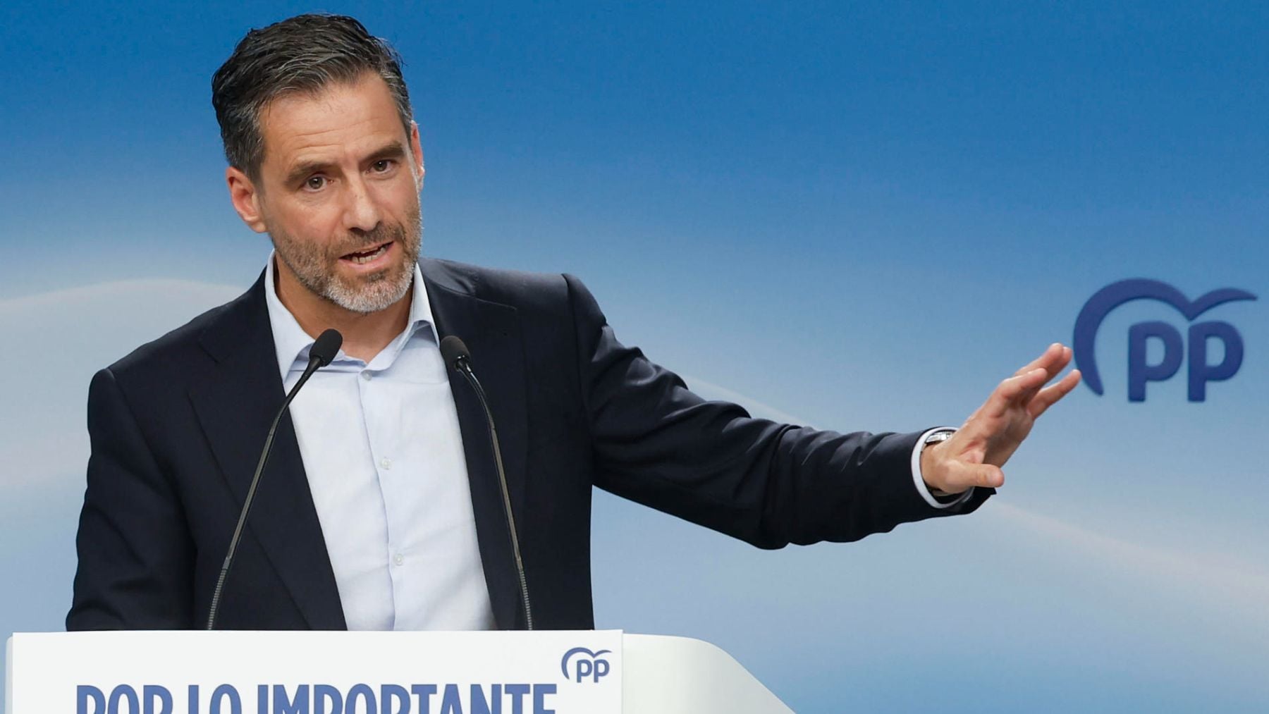 El PP anuncia un plan para defender a la Guardia Civil de los narcos ...