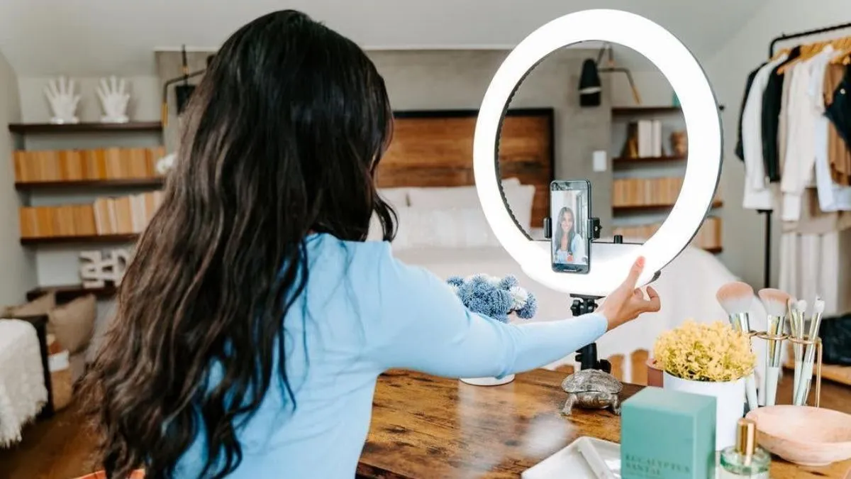 ViralReady ring light with stand on Amazon: Top 5 picks for ...
