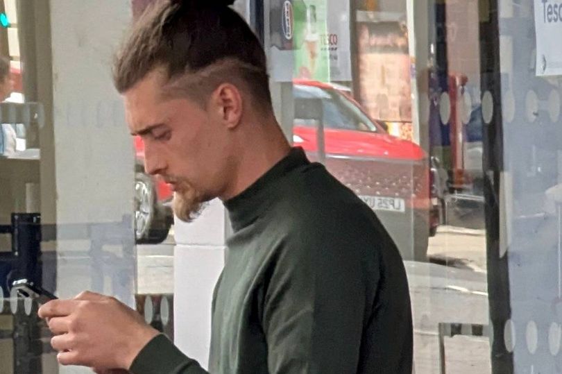 British Airways chaos as vaping man confronts couple and makes ill ...