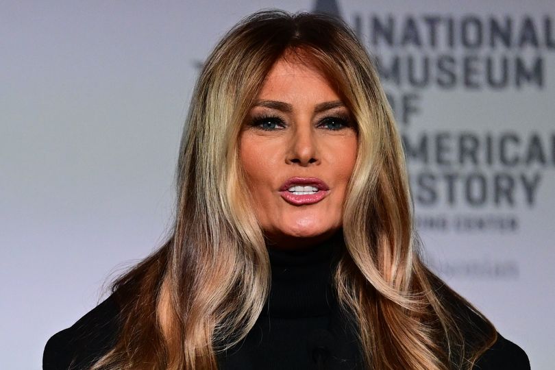 Fox News fans ask 'what planet are you on' as Melania praises 'orange ...