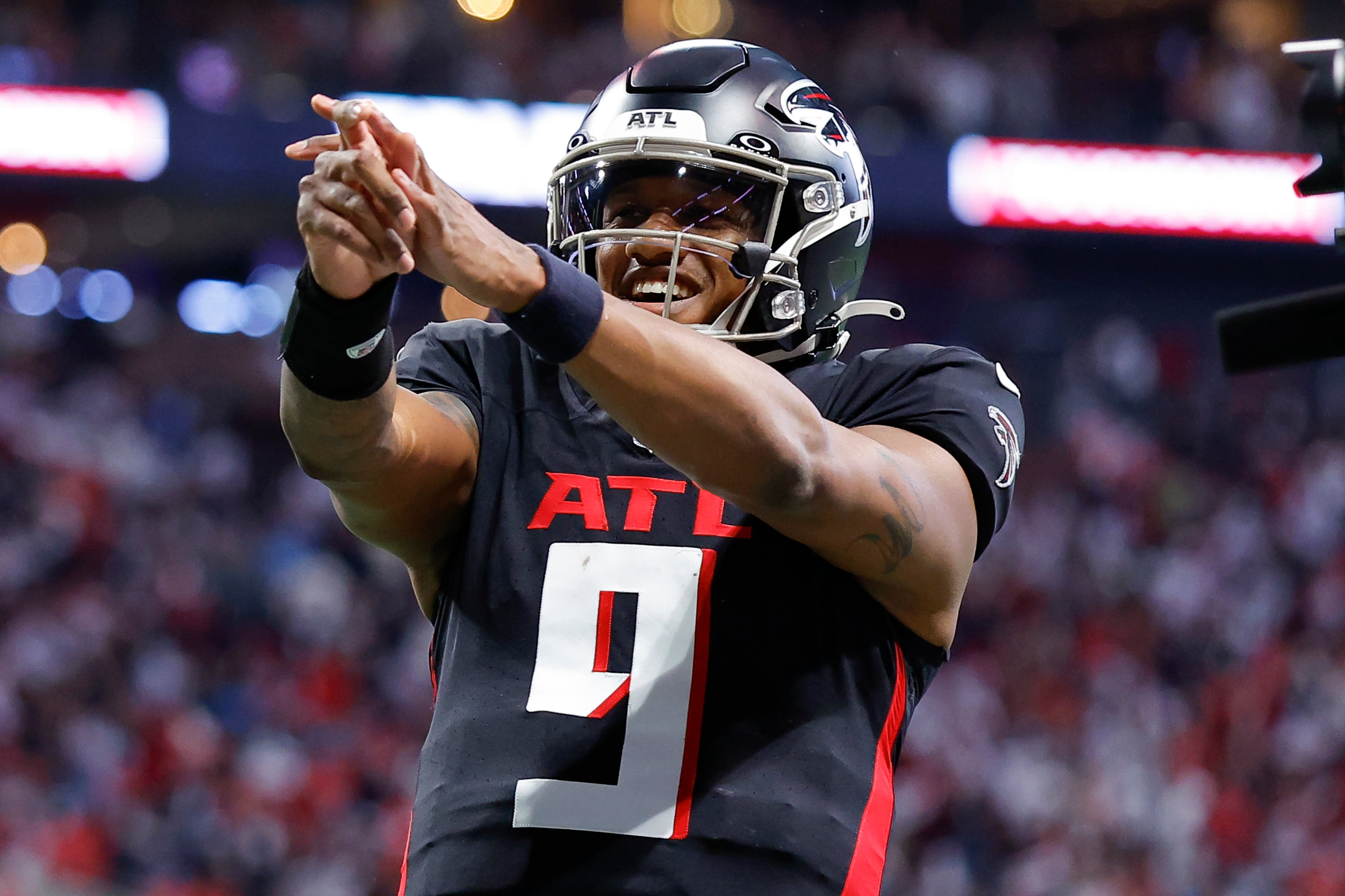 Look: Falcons QB Michael Penix Jr. gets married at luxury Georgia resort