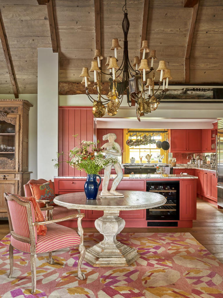 How a luxury hotelier transformed her 1930s home into a layered ...