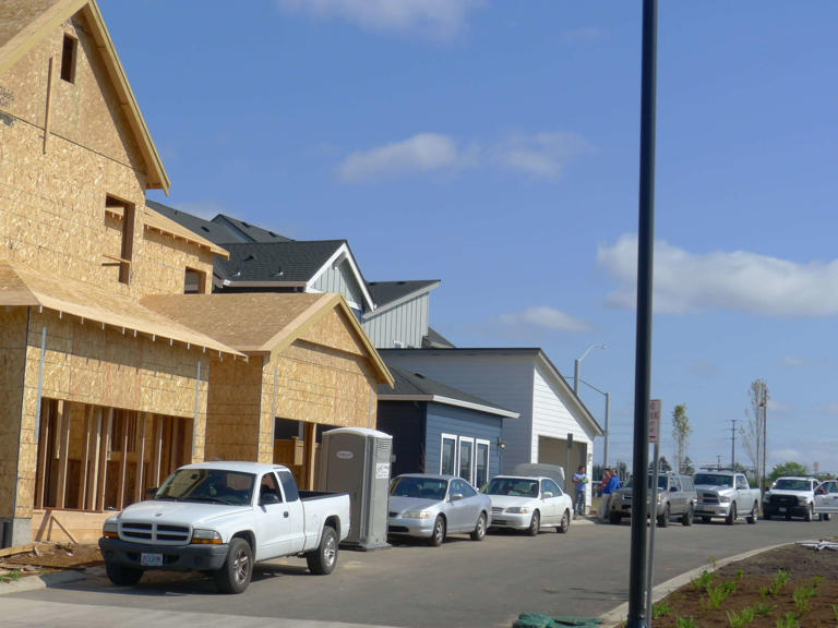 Oregon foundation unveils $100M fund to build middle-income housing
