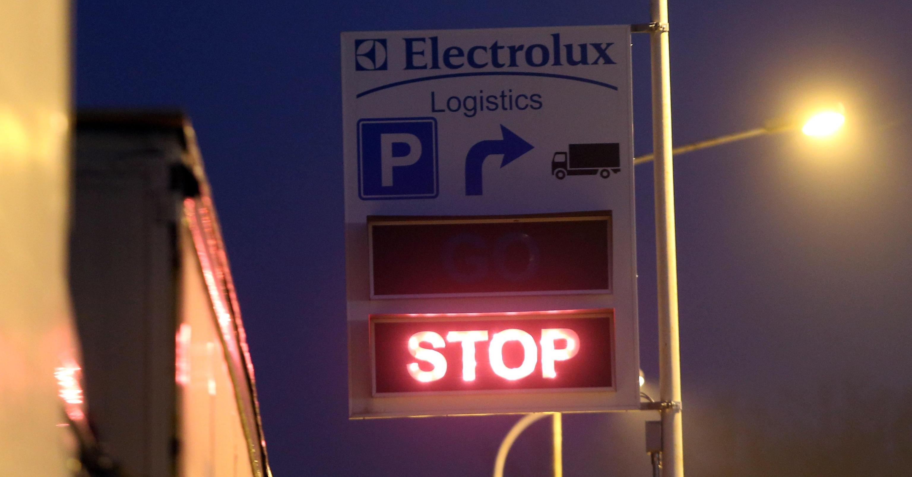 annunciate-otto-ore-di-sciopero-in-tutti-gli-stabilimenti-electrolux