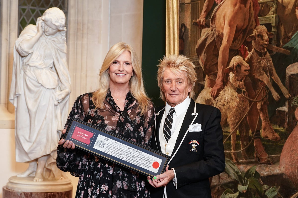 Sir Rod Stewart 'so proud' of wife Penny Lancaster receiving freedom of ...