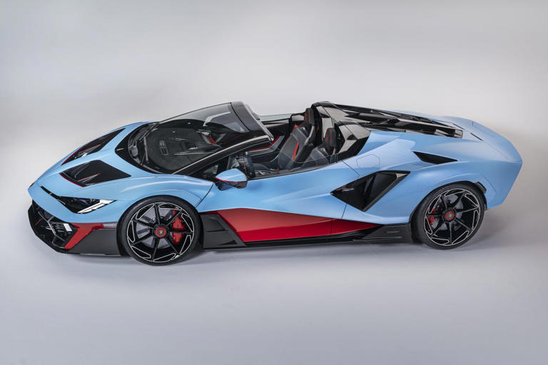 Lamborghini's 'Few-Off' Fenomeno Roadster boasts 1065 HP and bizarre ...
