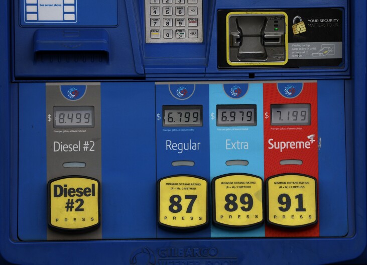Trump wants to suspend the federal gas tax as prices soar amid war with ...