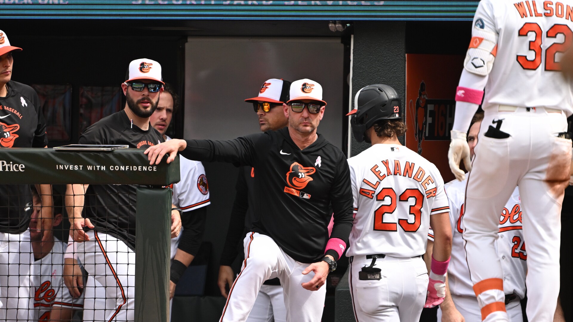 This week in baseball: Almost everywhere you look in the AL, there’s ...