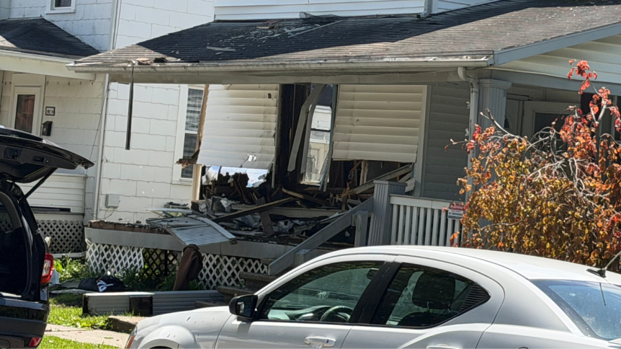 Shots fired at officers during standoff in Crawford County, suspect dead