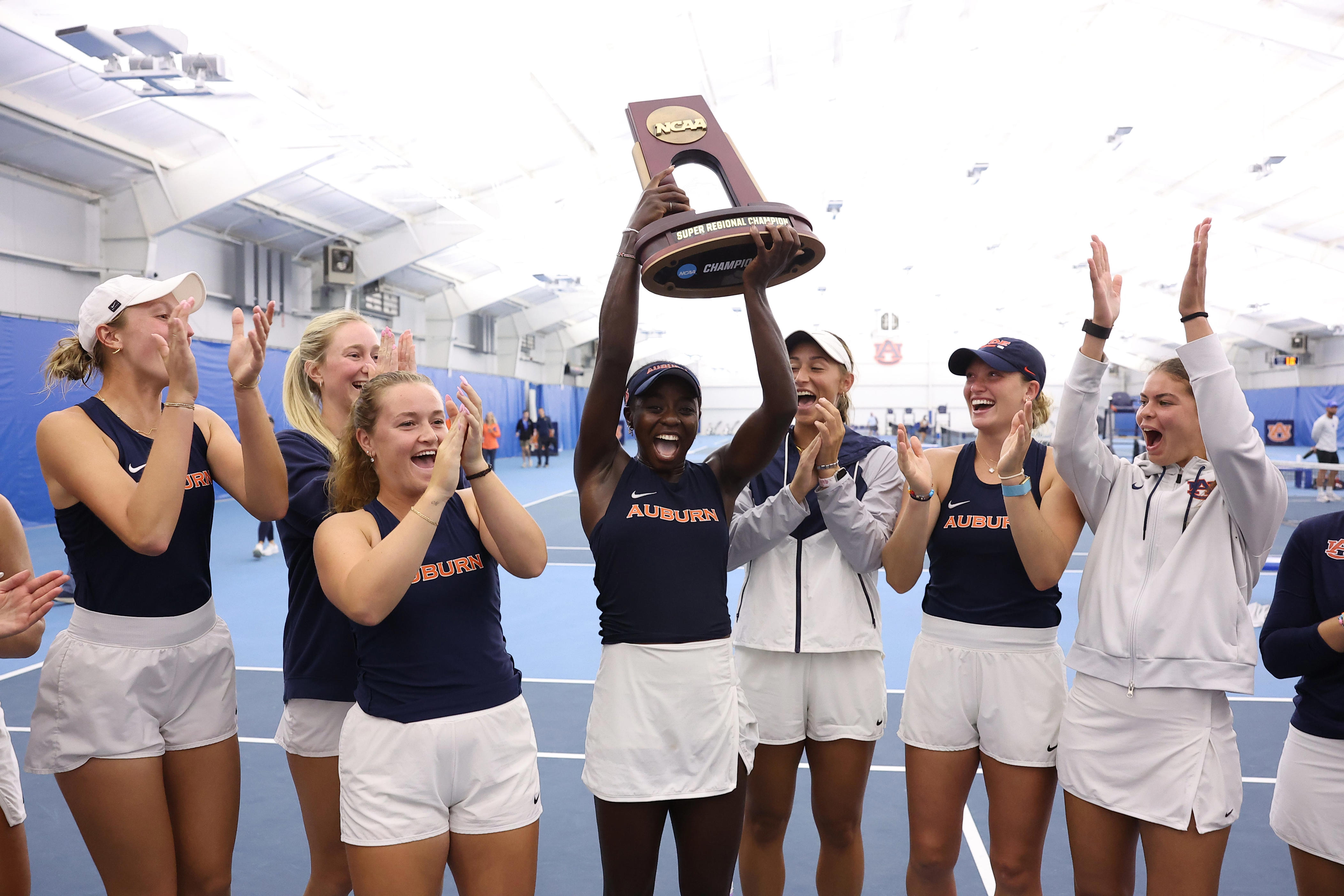 Auburn women's tennis advances to the Elite 8 after win over Duke