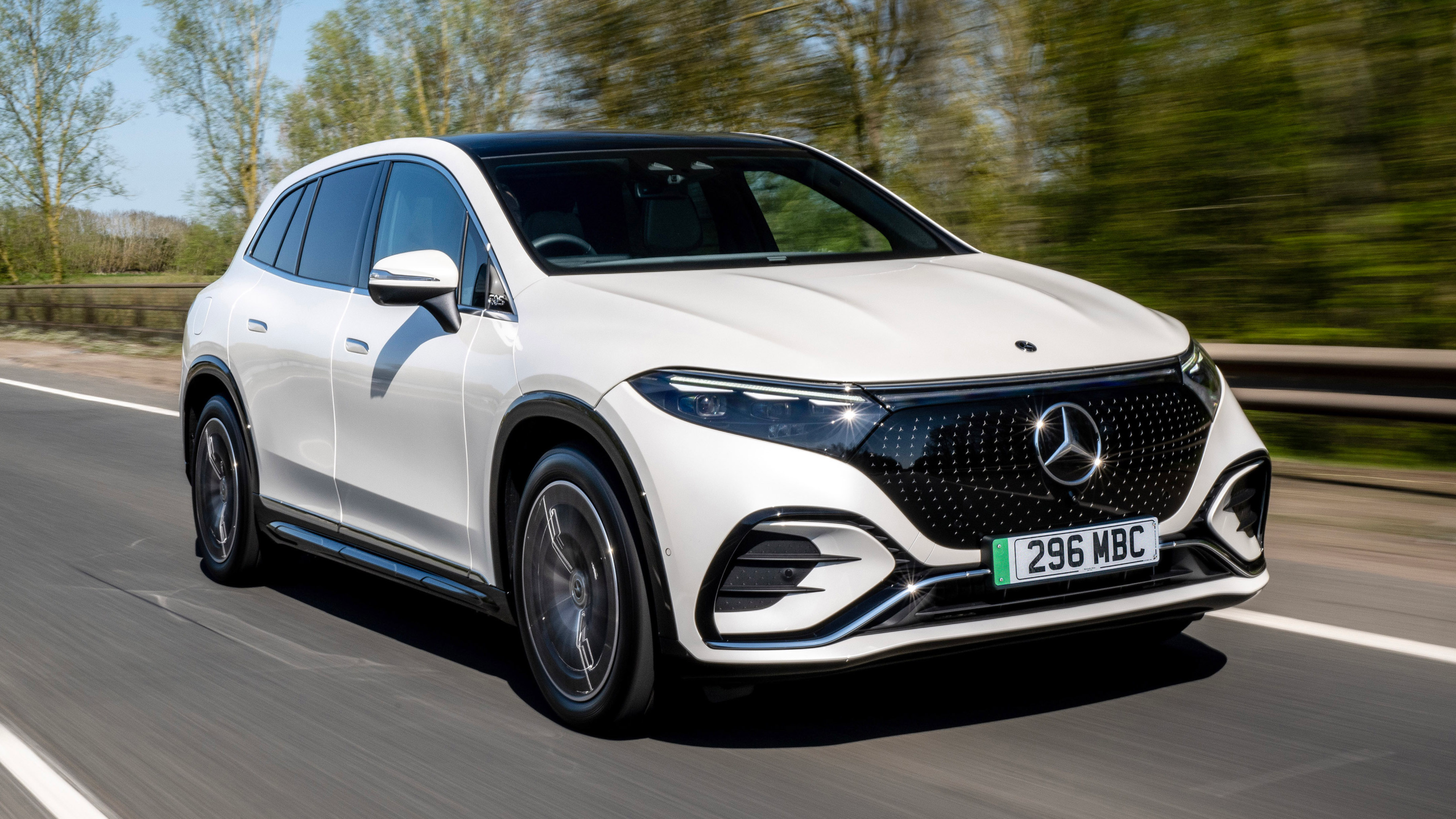 Mercedes EQS reimagined: A leap forward in electric luxury