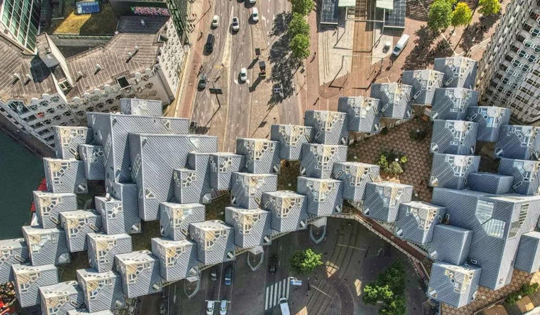 Saviez-vous que ces maisons cubiques ne sont qu’à 2H30 de Paris
