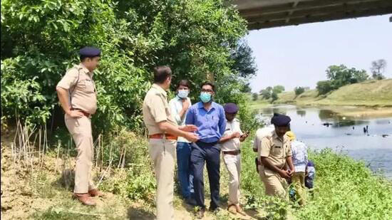 Child among 2 killed; headless bodies chopped into 18 pieces and dumped ...