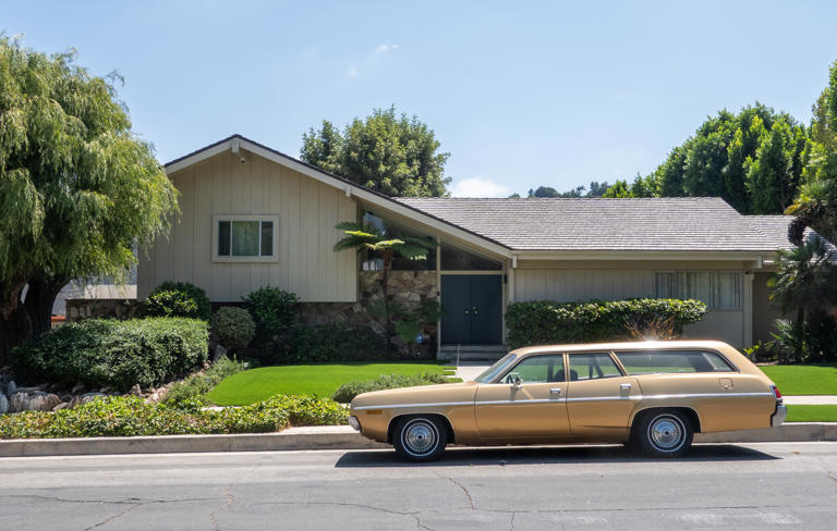 ‘Brady Bunch’ house tours to open in Studio City