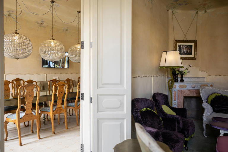 Uno de los salones y uno de los comedores de la tercera planta de la Casa Batlló.