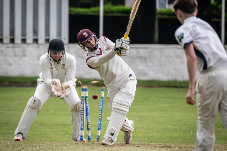 Silkstone shines as Triangle topple Premier leaders