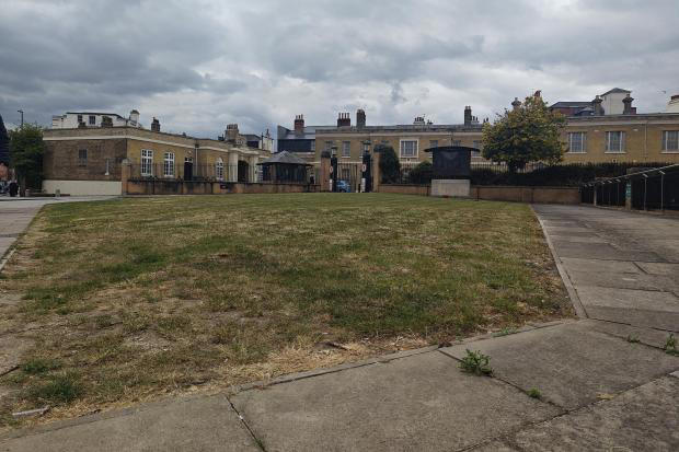 Armed police pin down 'man with gun' outside Crown Court
