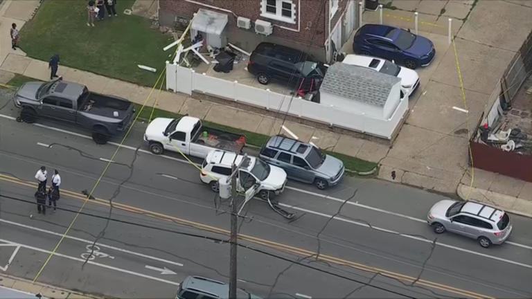 SUV crashes through fence of Northeast Philly home