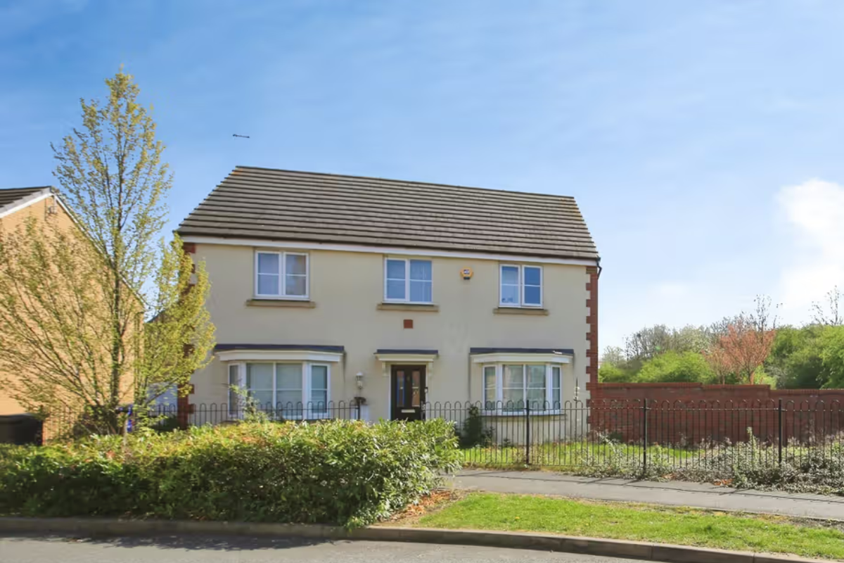 Spacious four-bedroom detached house in Peterborough for £375,000 (aff)