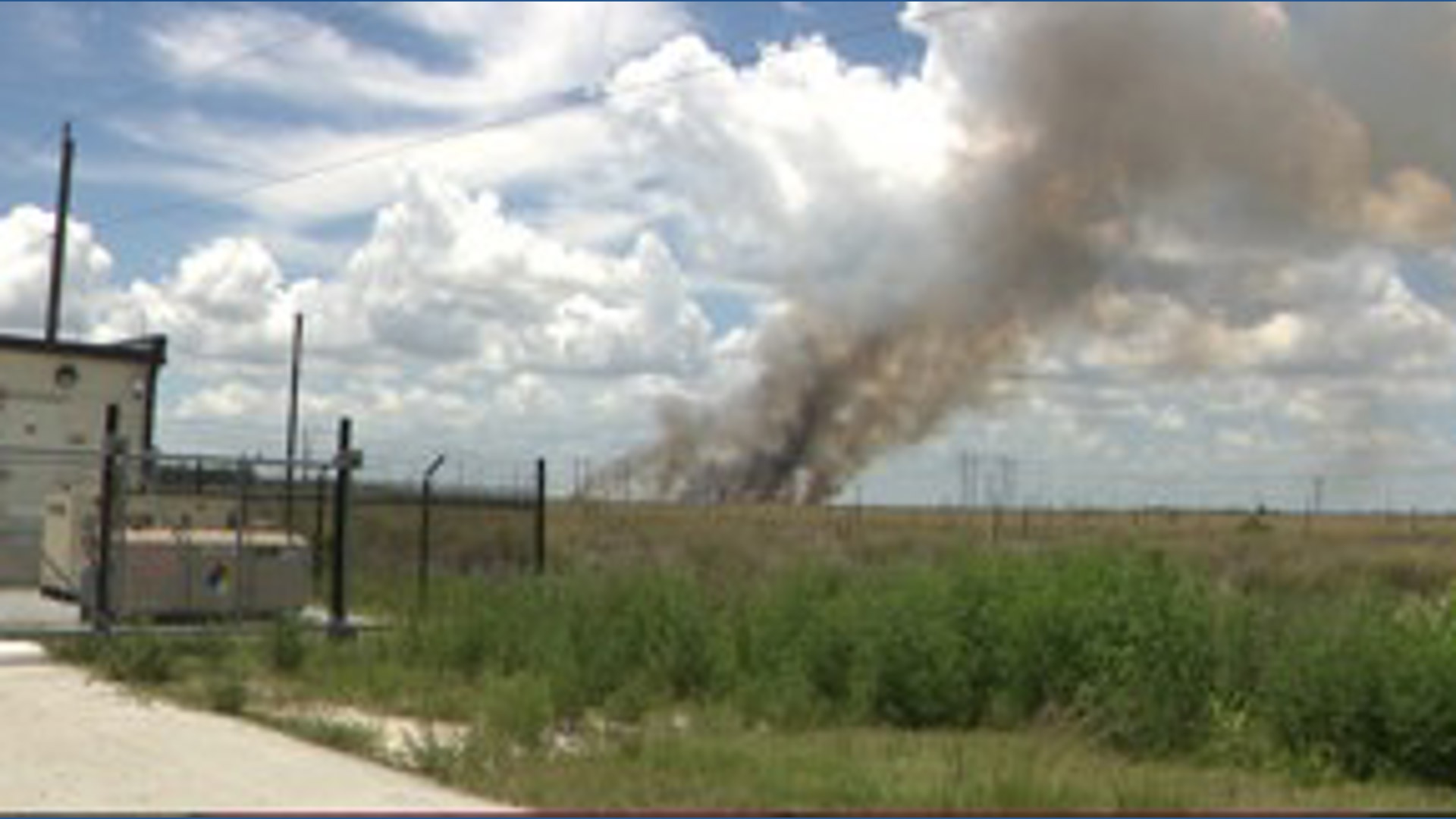 Wildfire in Broward County causing smoky conditions on Alligator Alley