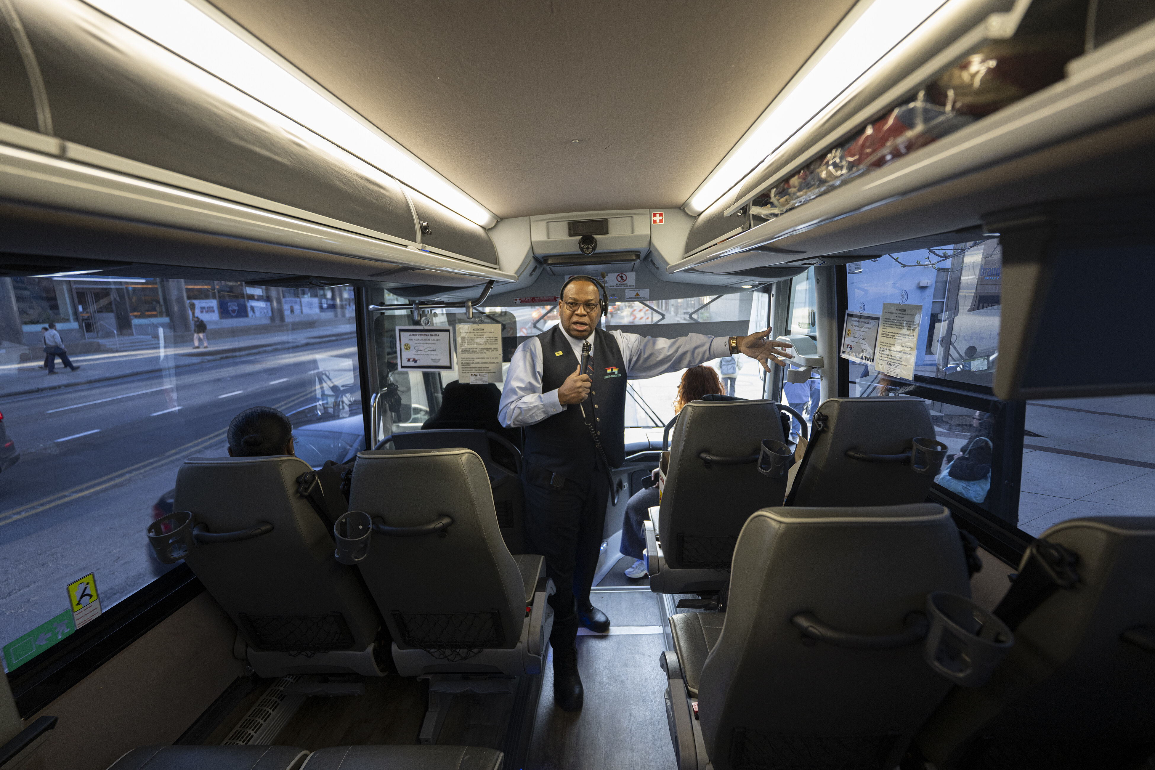 A bus program that has taken families for decades to visit incarcerated ...