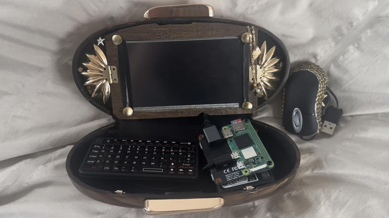 5 tips and tricks for spotting valuable vintage tech at the thrift store