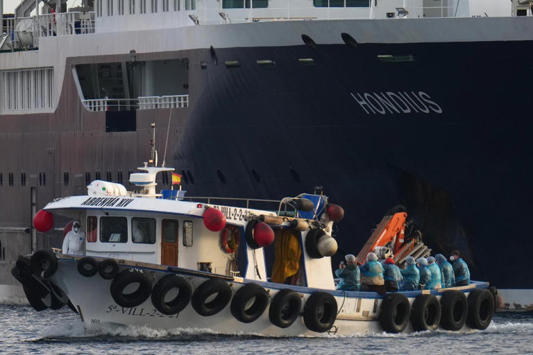 4 Canadians from hantavirus ship will be monitored for 42 days, BC ...