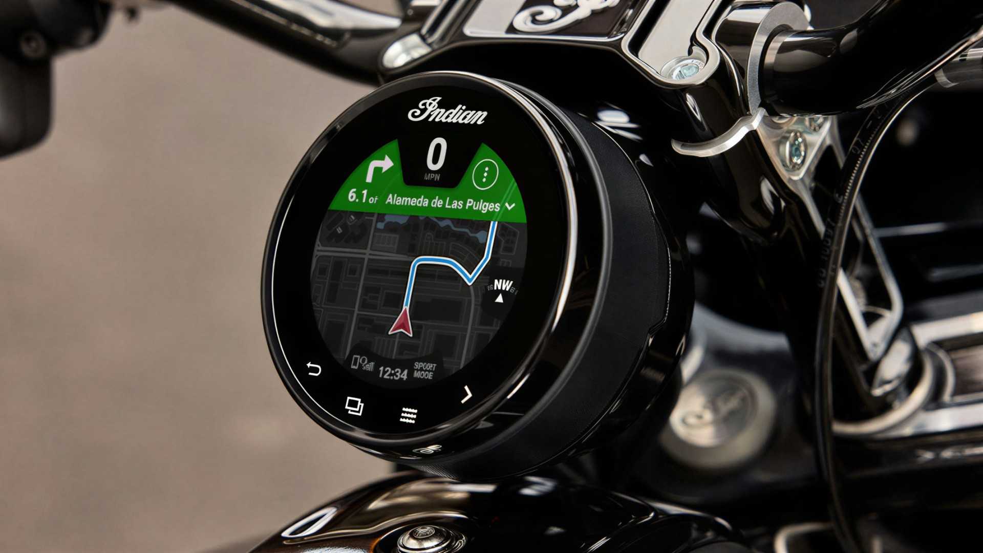 2026 Indian Sport Scout RT 4-inch TFT screen close-up shot