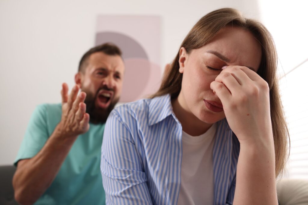 Pervers narcissique : 7 signes qui trahissent un manipulateur en moins ...