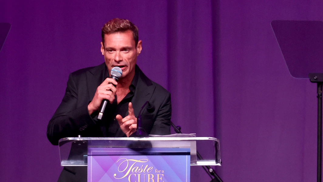 Ryan Seacrest's gaunt look sparks health debate and expert input