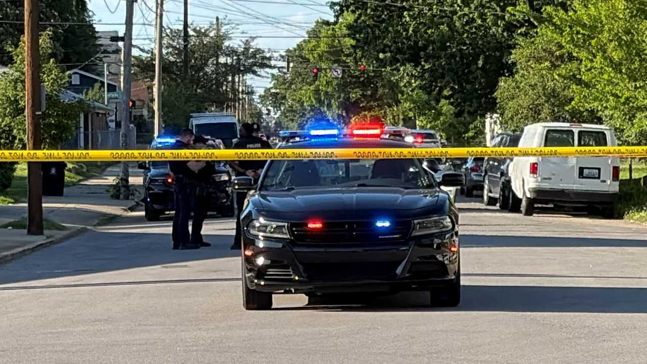 LMPD: 17-year-old boy hospitalized after being shot in Shelby Park ...