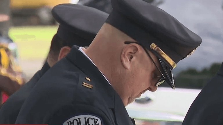 Arkansas officers gather at Capitol to honor fallen heroes on Peace ...