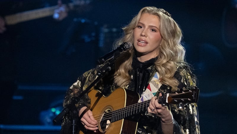How a country music star surprised this potential 'American Idol' winner