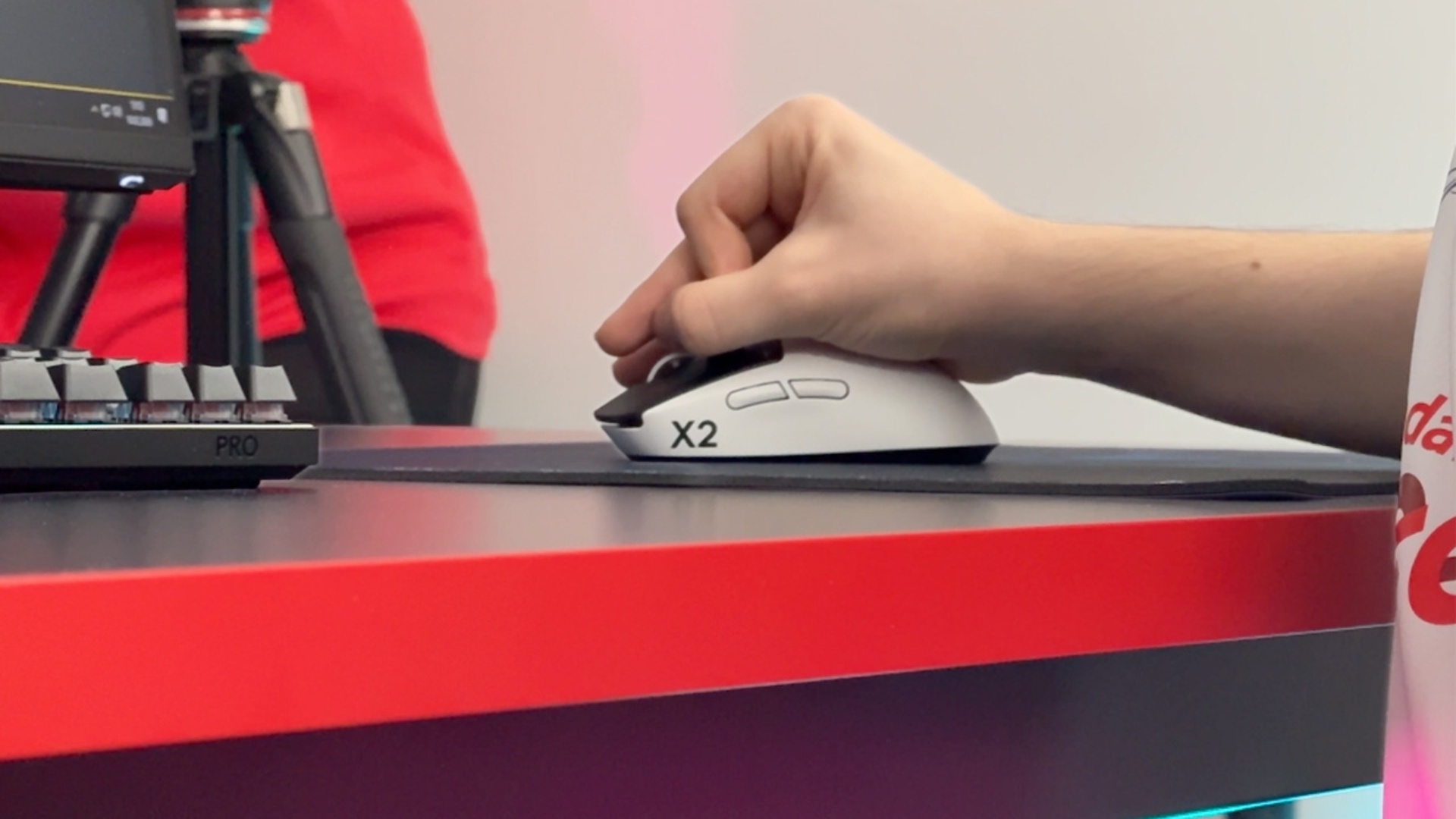 Most mouse clicks in one minute - 760 by Logitech C and Yigit Arslan