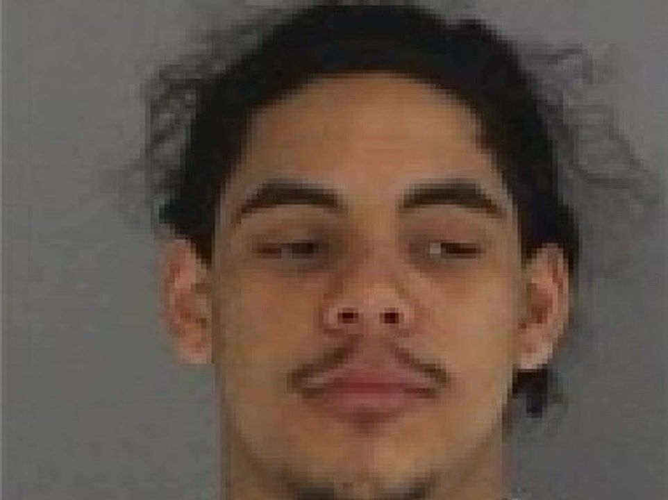Hartford man accused of fleeing a crash on I-84 in East Hartford ...