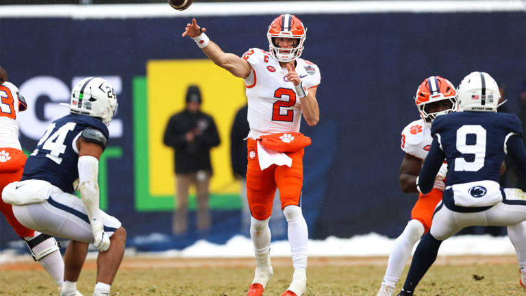 Jets’ Aaron Glenn ready to ‘push the envelope’ with Cade Klubnik
