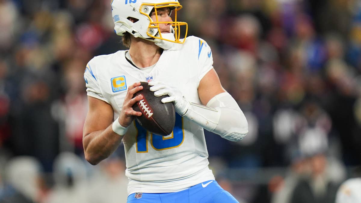 Chargers Add Former Browns Pro Bowler to New-Look Offense