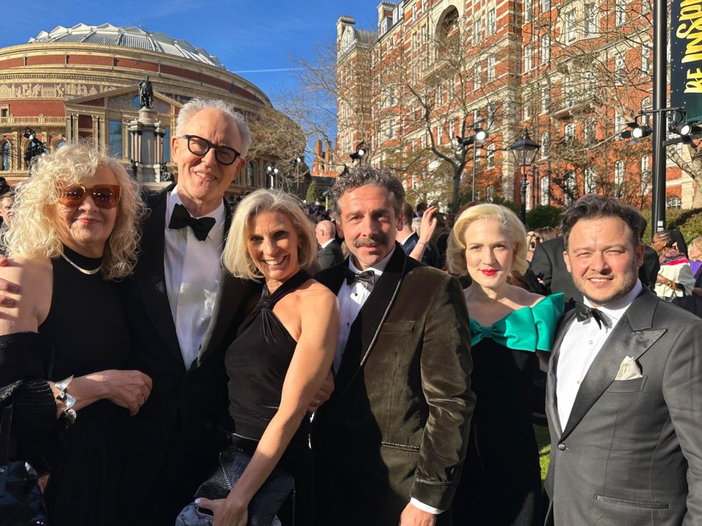 British Jewish actor in Tony-nominated 'Giant' blasts UK's ...