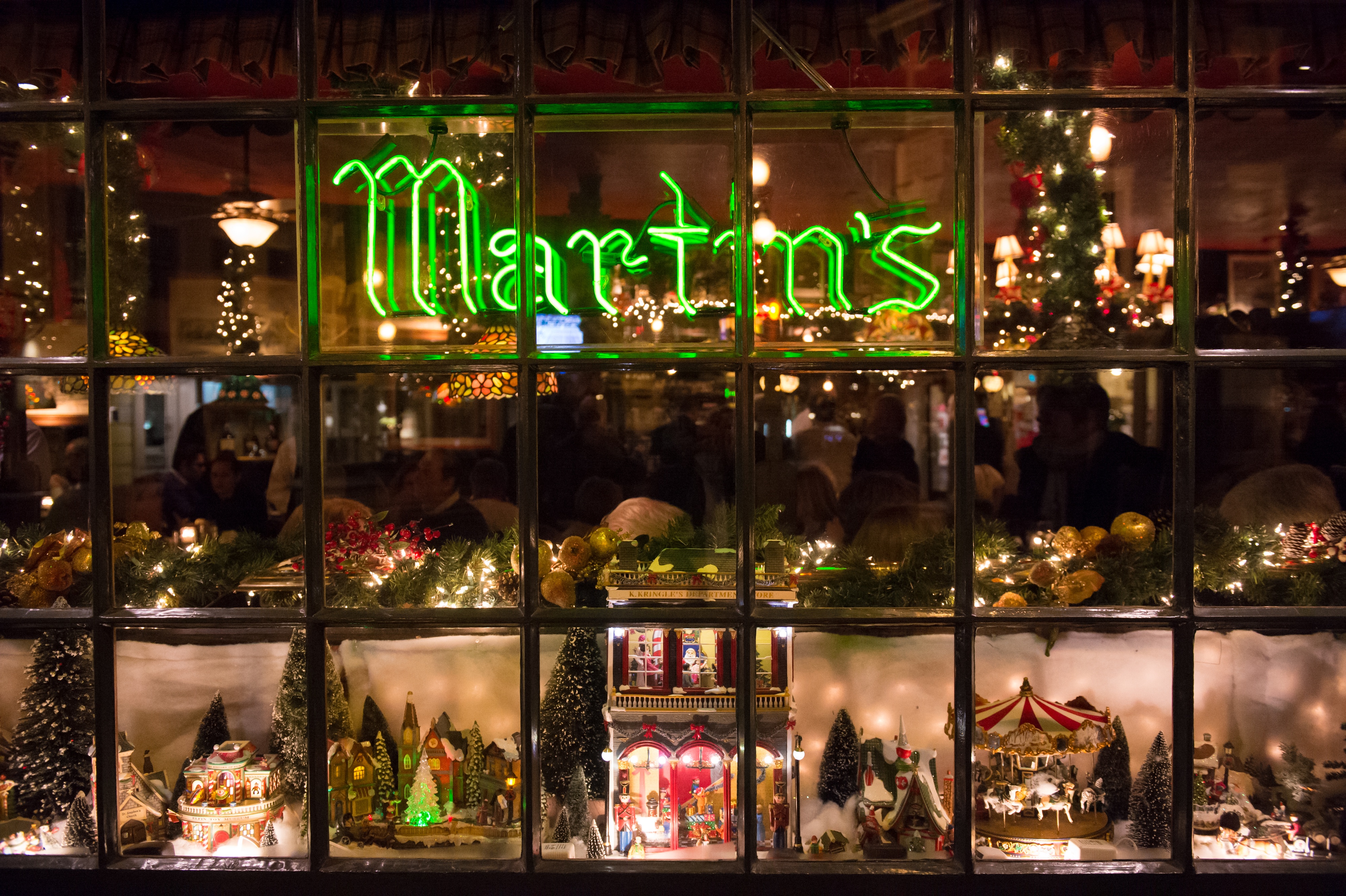 Martin's Tavern owner hopes SNL cameo gets people to 'lighten up and laugh'