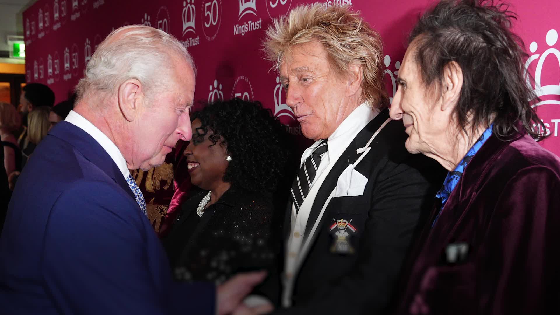 Rod Stewart congratulates king for putting Trump 'in his place'