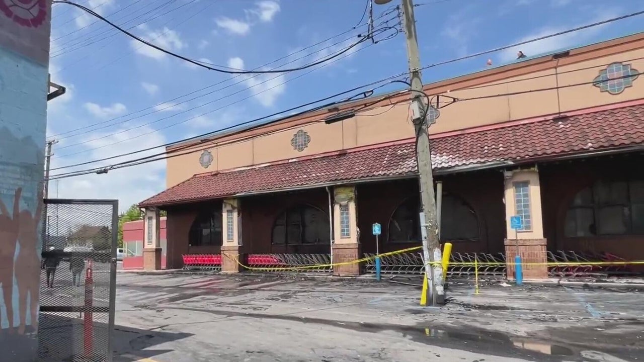 Suspect arrested in Detroit supermarket fire