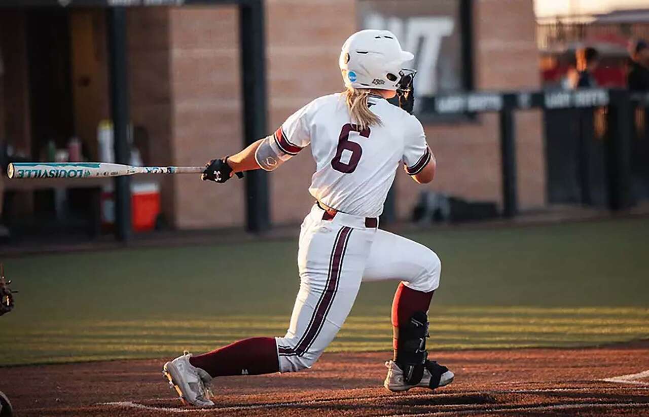Lady Buffs eliminated in LSC tournament