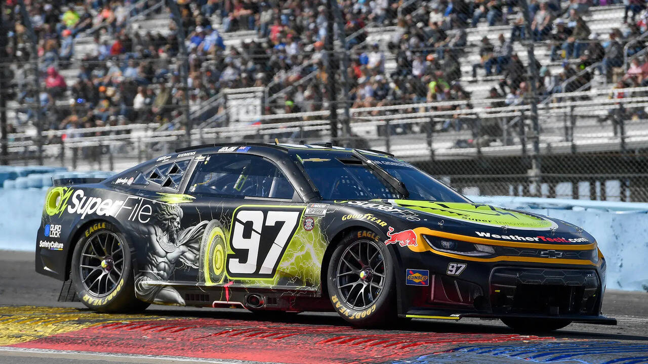 Shane van Gisbergen aims for oval mastery after road course success in ...