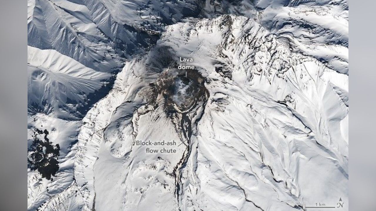 Satellites spy one of Russia's most active volcanoes melting snow from ...