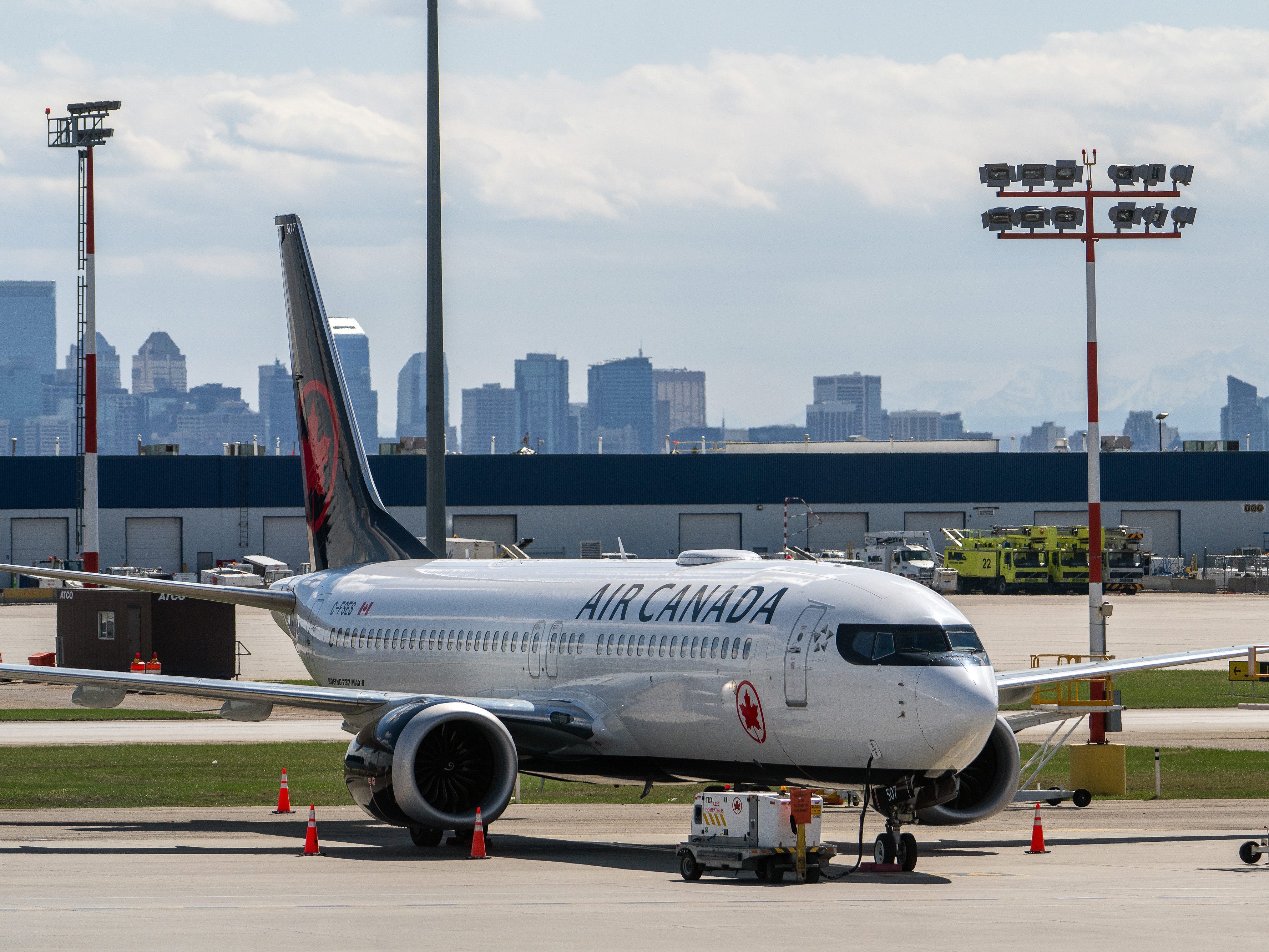 Cell phone data shows Trump's trade policies are hurting more than just Canadian tourism